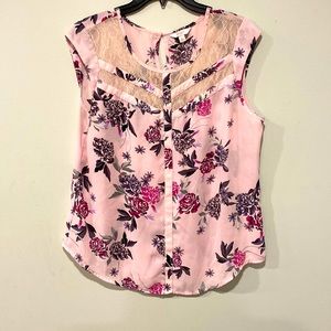 Candie’s women’s top, size L